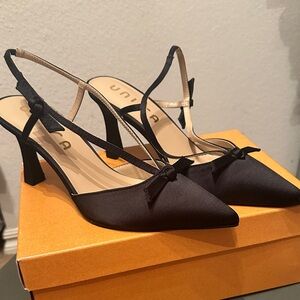 Unisa Elegant Black Satin Heels